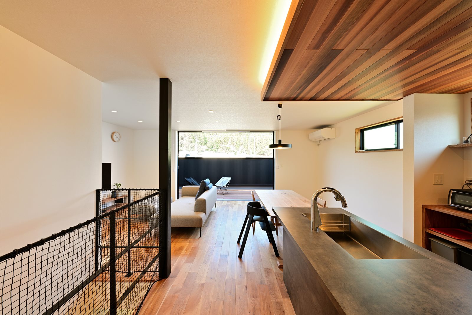 山とつながる家